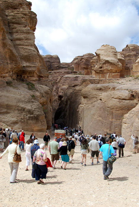 Approaching the Gorge