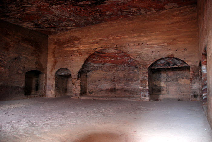 Urn Tomb