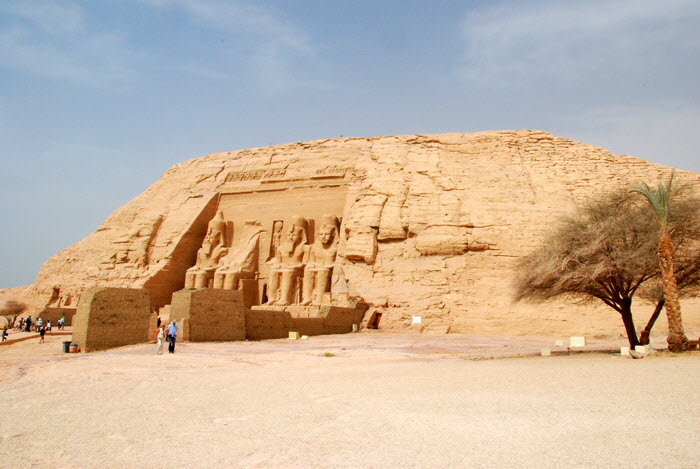 Abu Simbel 4/11