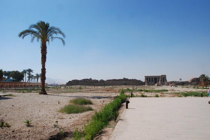 Denderah 1/18