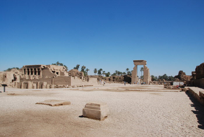 Denderah 8/18