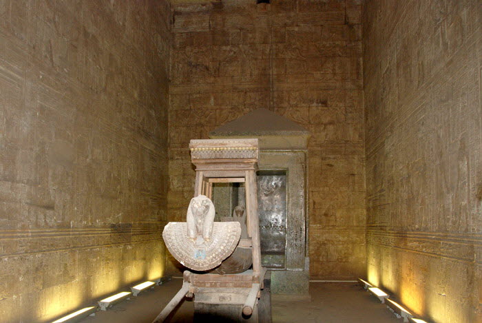 Edfu 5/10