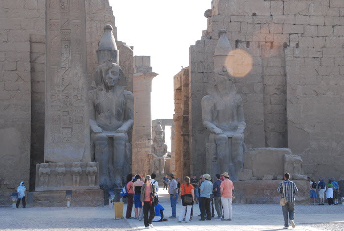 Luxor 4/11