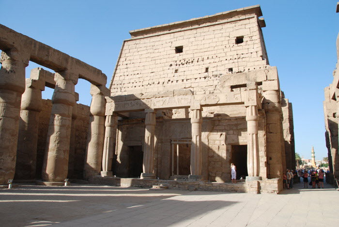 Luxor 8/11